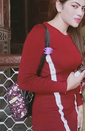 Alisa, 23, women seeking men