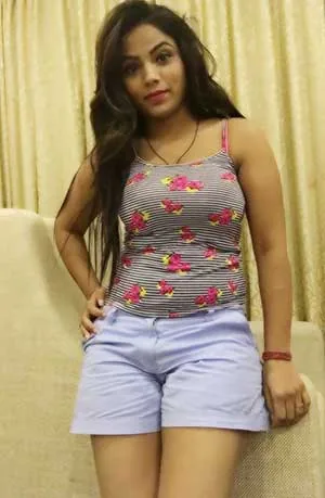 Suman, 24, air hostess in Vijay Nagar, Hyderabad